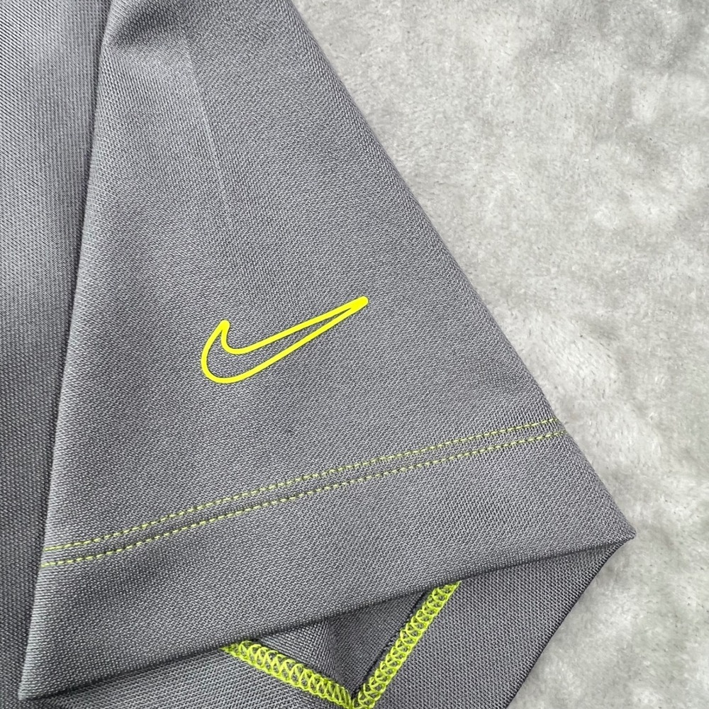 Nike Tour Performance Golf Polo Shirt Mens 2XL Grey Geometric Chevron Stretch - Picture 5 of 10